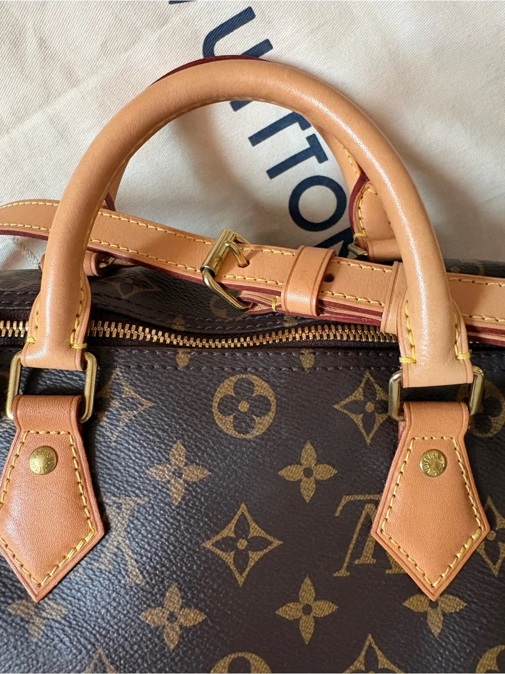 Louis Vuitton monogram canvas Speedy 30 Bandoulière
